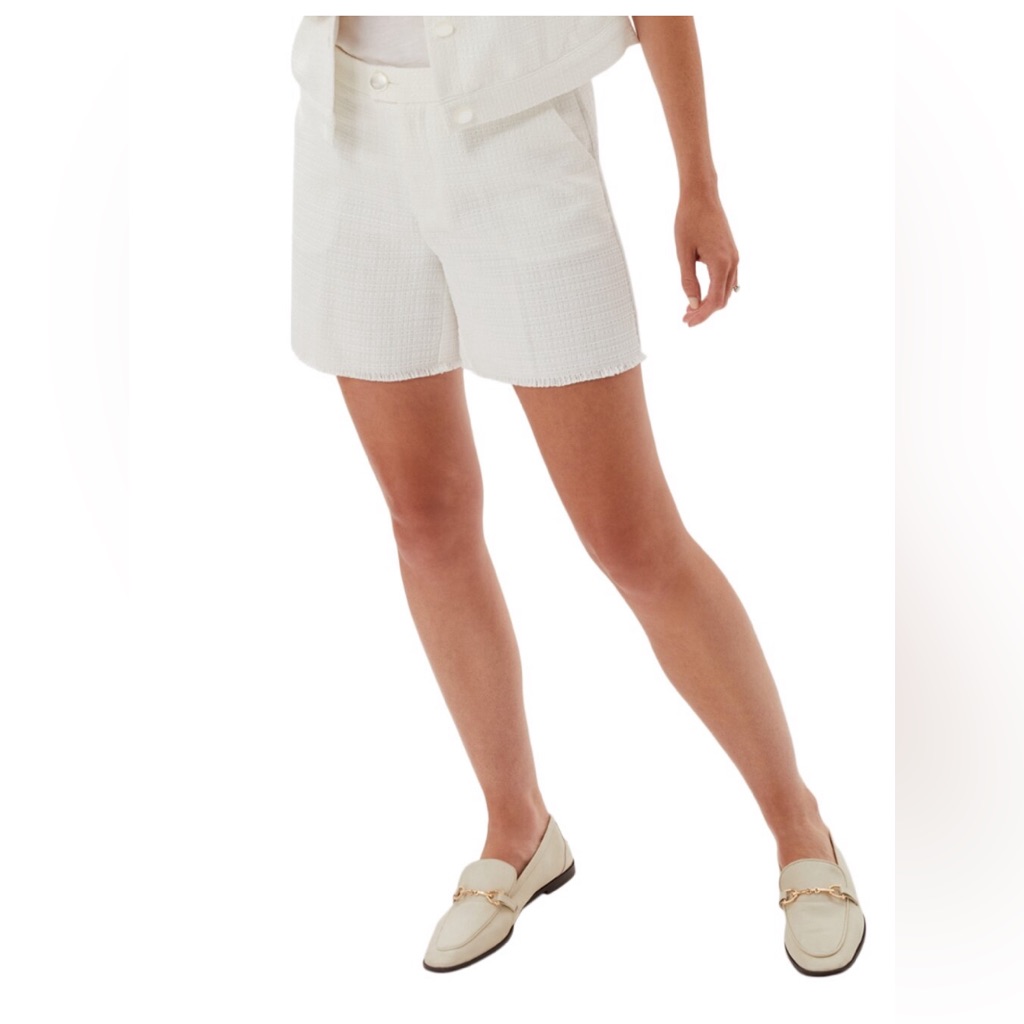 Ecru Tweed Wool-Blend Short In White
